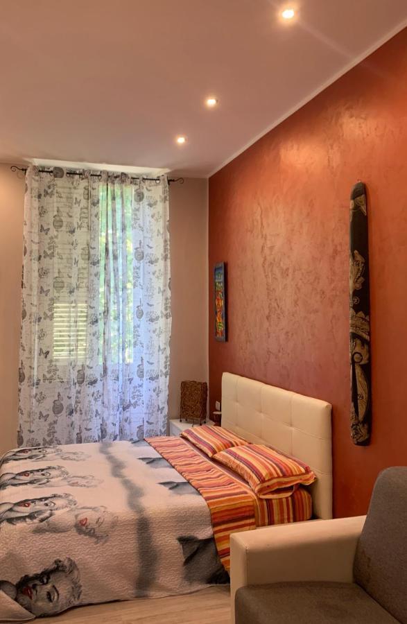 New City Center Quadrilatero Apartment Turin Bagian luar foto