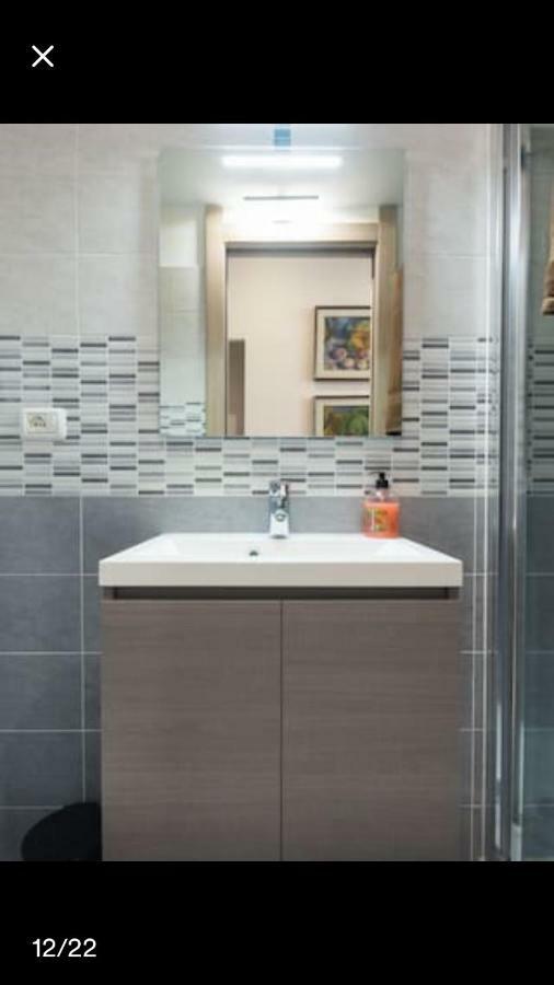 New City Center Quadrilatero Apartment Turin Bagian luar foto